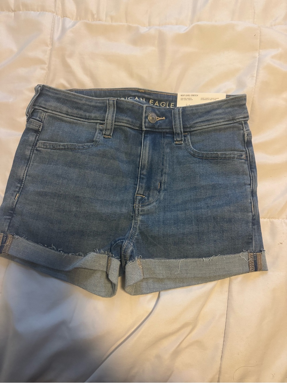 American Eagle Outfitters High-Rise Rolled Hem Denim Shorts - Blue size 0 NWT